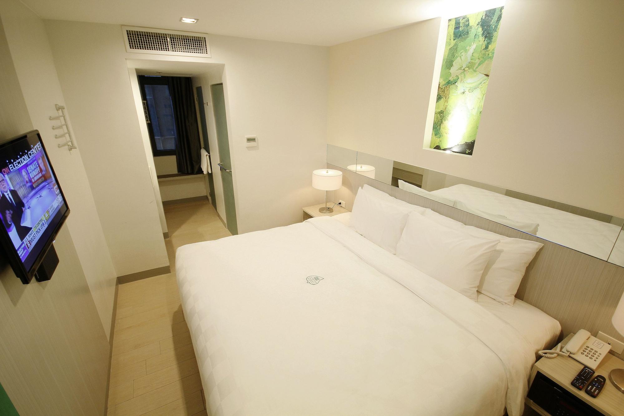 Go Hotels Ortigas Center Pasig City Zewnętrze zdjęcie