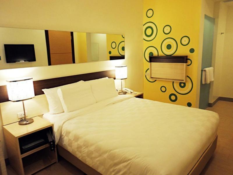 Go Hotels Ortigas Center Pasig City Zewnętrze zdjęcie