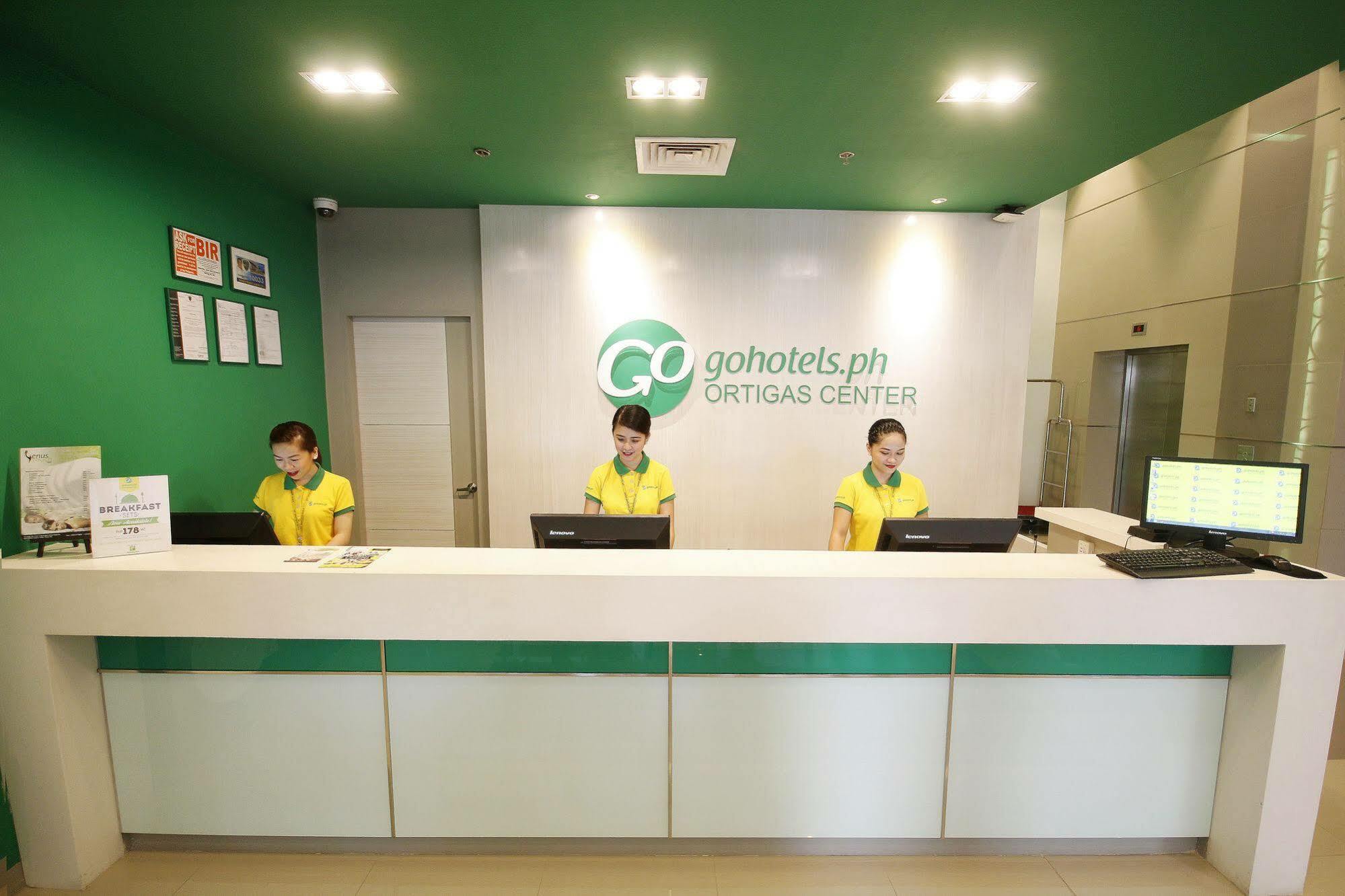 Go Hotels Ortigas Center Pasig City Zewnętrze zdjęcie
